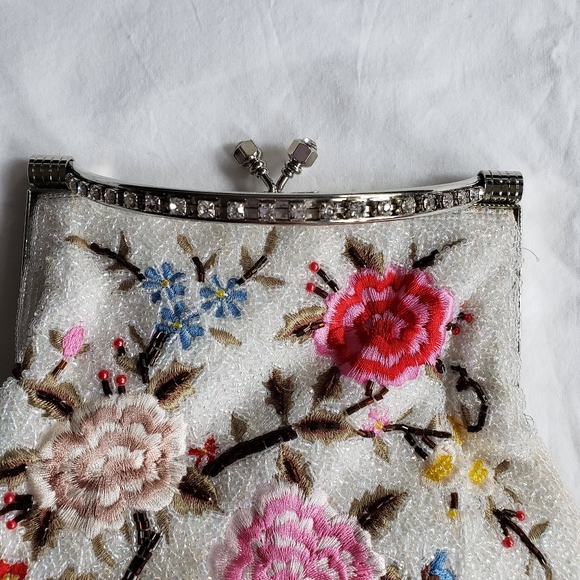 Embroidered &White Beaded Clutch, Buttler &Wilson - Picture 3 of 7